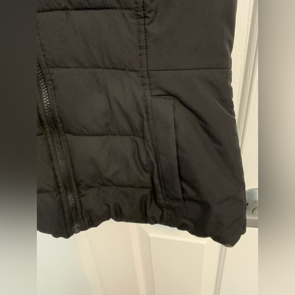 HOLLISTER Sherpa-lined Puffy Vest - Picture 3 of 6